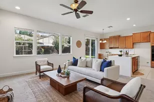 567 Hildebrand Cir, Folsom, CA 95630 - Photo 3