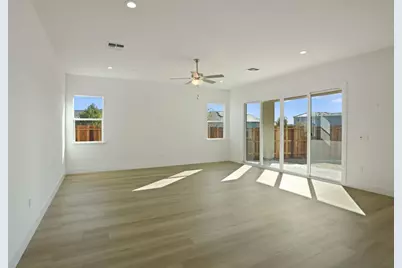 2299 Paramount Lane, Manteca, CA 95337 - Photo 11