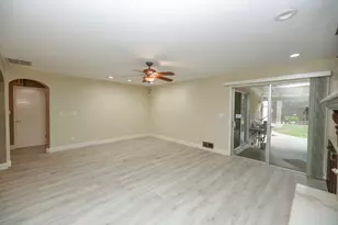 2410 Sherwood Ave, Modesto, CA 95350 - Photo 15