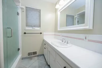 2410 Sherwood Avenue, Modesto, CA 95350 - Photo 37