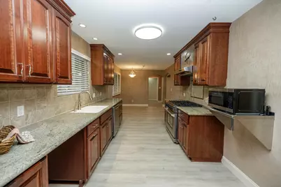 2410 Sherwood Avenue, Modesto, CA 95350 - Photo 21