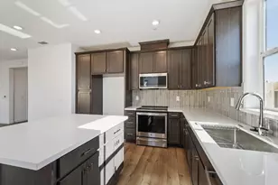 10382 Mornington Wy, Elk Grove, CA 95757 - Photo 9