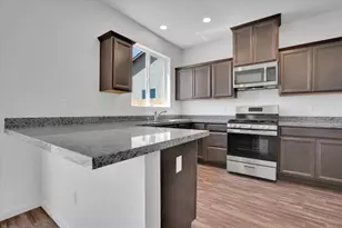 3241 Vermillion Dr, Stockton, CA 95206 - Photo 13
