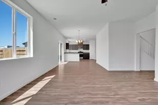 3241 Vermillion Dr, Stockton, CA 95206 - Photo 7