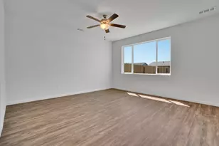 3241 Vermillion Dr, Stockton, CA 95206 - Photo 7