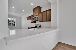 3257 Vermillion Dr, Stockton, CA 95206 - Photo 13