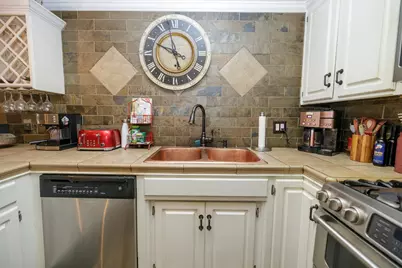 413 Redford Lane, Modesto, CA 95350 - Photo 31