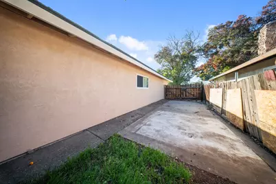 8614 Tam O Shanter Drive, Stockton, CA 95210 - Photo 45