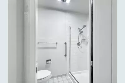 1061 Commons Drive, Sacramento, CA 95825 - Photo 19