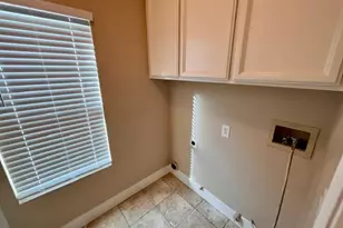 4910 Harrow Dr, Elk Grove, CA 95758 - Photo 15