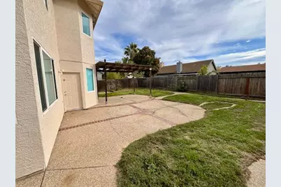 4910 Harrow Drive, Elk Grove, CA 95758 - Photo 27