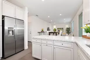 6049 Waddington Wy, Roseville, CA 95747 - Photo 15