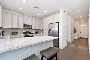 6049 Waddington Wy, Roseville, CA 95747 - Photo 11