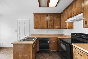 1815 Azure Ct, Manteca, CA 95336 - Photo 61