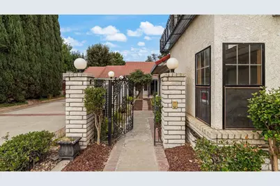 1815 Azure Court, Manteca, CA 95336 - Photo 5