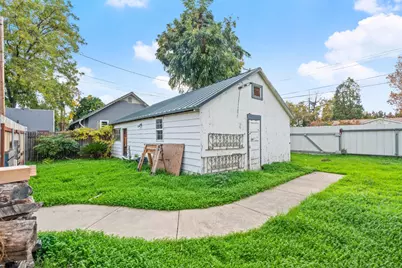 312 C Street, Roseville, CA 95678 - Photo 27