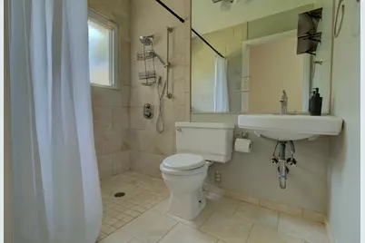 2252 W Benjamin Holt Drive, Stockton, CA 95207 - Photo 9