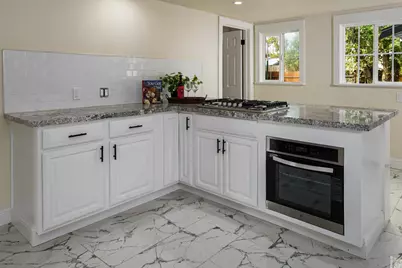 27 W Alder Street, Stockton, CA 95204 - Photo 25