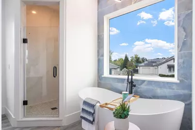 10221 Savannah Court, Oakdale, CA 95361 - Photo 41