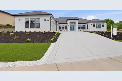 10221 Savannah Court, Oakdale, CA 95361 - Photo 3