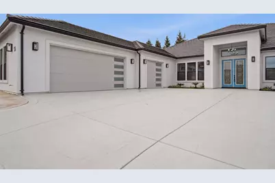 10221 Savannah Court, Oakdale, CA 95361 - Photo 5