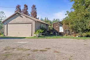 23707 N Graham Rd, Acampo, CA 95220 - Photo 25