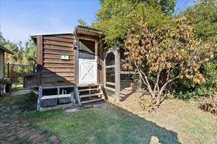 23707 N Graham Rd, Acampo, CA 95220 - Photo 27