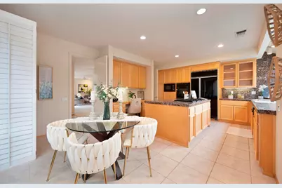 11287 Crocker Grove Lane, Gold River, CA 95670 - Photo 13