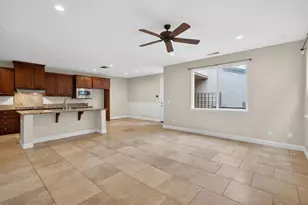 3241 Village Center Dr, Roseville, CA 95747 - Photo 21