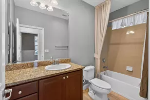 3241 Village Center Dr, Roseville, CA 95747 - Photo 15