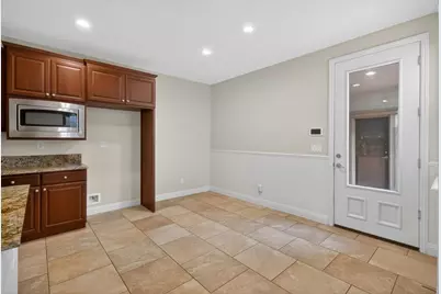 3241 Village Center Drive, Roseville, CA 95747 - Photo 29