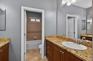 3241 Village Center Dr, Roseville, CA 95747 - Photo 43