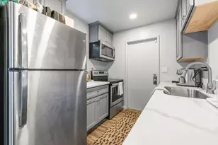 2331 F St, Sacramento, CA 95816 - Photo 9