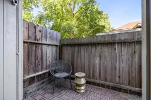 2331 F St, Sacramento, CA 95816 - Photo 21