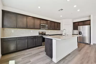 1292 Bastion Avenue, Galt, CA 95632 - Photo 7