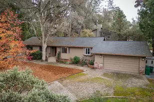 23753 Maple Ct, Auburn, CA 95602 - Photo 11