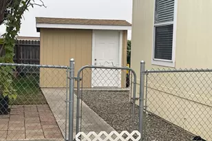 Newbrook Circle, Riverbank, CA 95367 - Photo 5