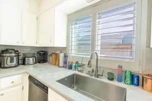 7553 Lighthouse Dr, Stockton, CA 95219 - Photo 9