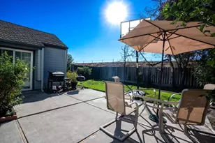 7553 Lighthouse Dr, Stockton, CA 95219 - Photo 17