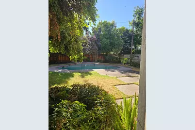 2124 Oxford, Sacramento, CA 95815 - Photo 49