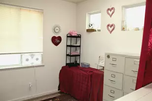 3940 Podocarpus Dr, Ceres, CA 95307 - Photo 9