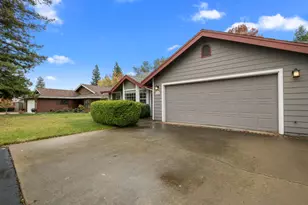 2628 Royal Park Dr, Cameron Park, CA 95682 - Photo 5