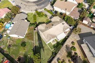 2540 Rose Marie Ln, Stockton, CA 95207 - Photo 5