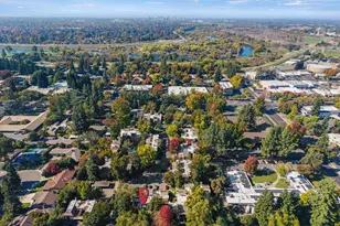 2241 Woodside Ln, Sacramento, CA 95825 - Photo 35