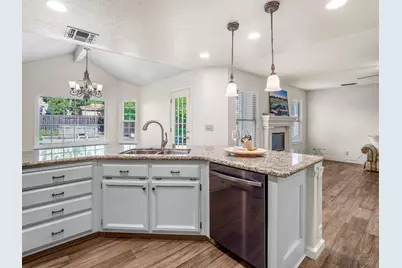 7509 Wynndel Way, Elk Grove, CA 95758 - Photo 9