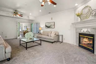 7509 Wynndel Way, Elk Grove, CA 95758 - Photo 15