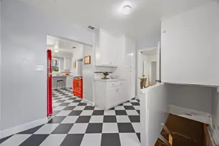 2560 Marty Way, Sacramento, CA 95818 - Photo 21