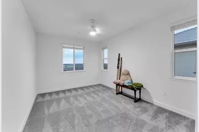 3912 Azul Way, Sacramento, CA 95835 - Photo 31