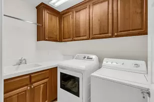 4920 Van Steyn Ct, Elk Grove, CA 95757 - Photo 49