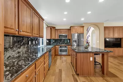 4920 Van Steyn Court, Elk Grove, CA 95757 - Photo 21